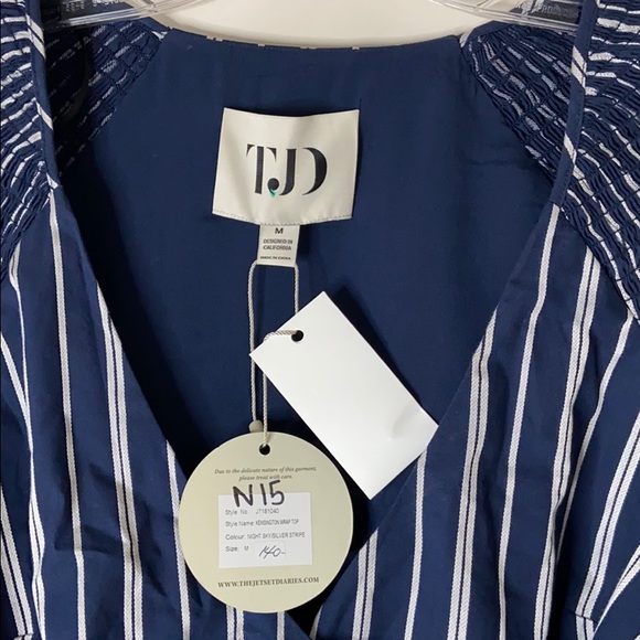 NWT Wrap striped puffy sleeves - Picture 7 of 8